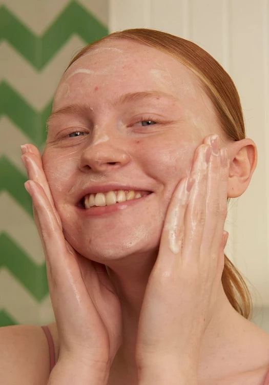 Tea Tree Skin Clearing Facial Wash