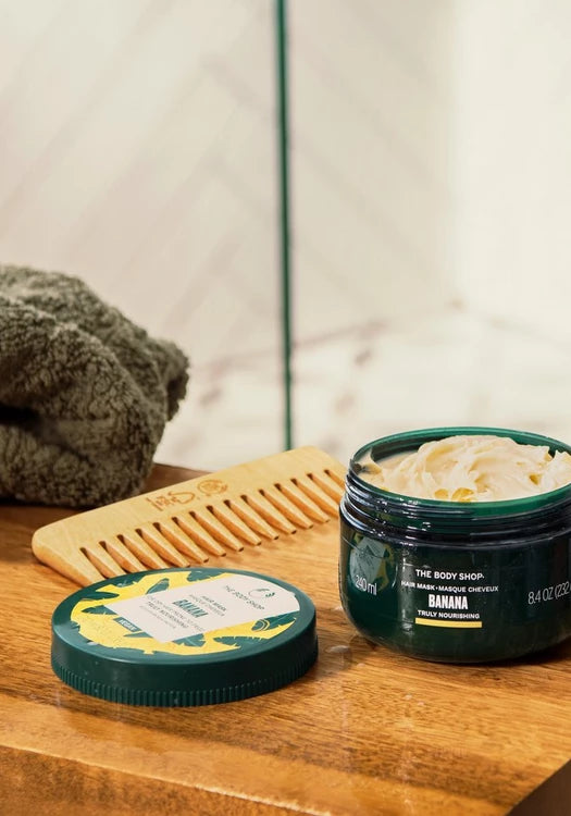 Banana nährende Haarmaske